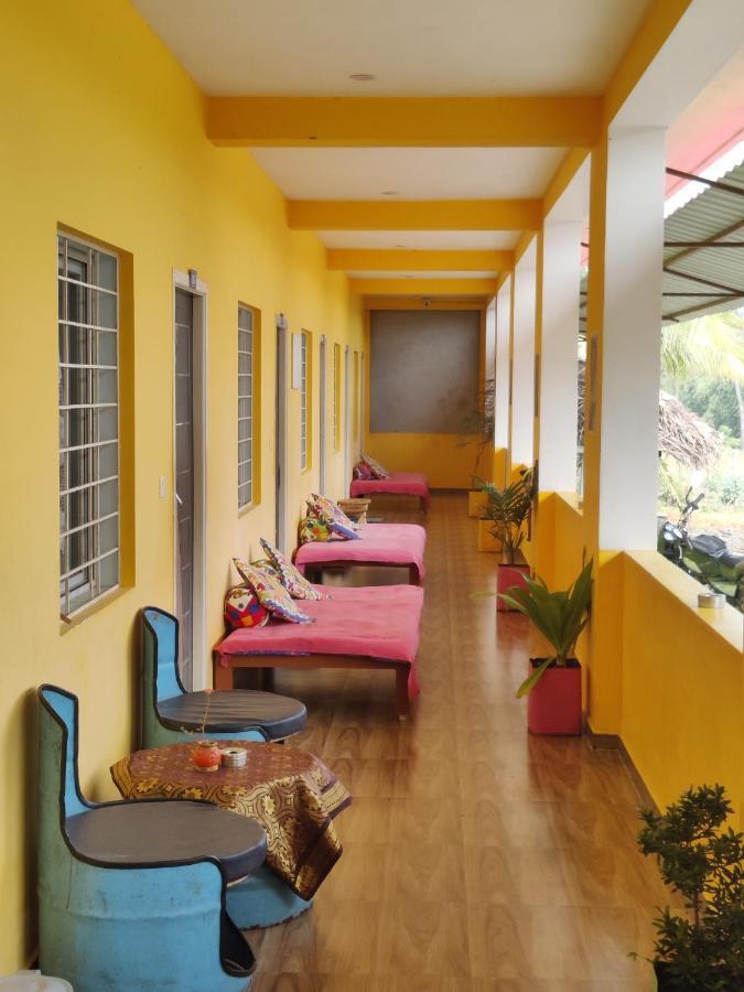 Woodpacker Hostel Auroville Pondicherry Εξωτερικό φωτογραφία