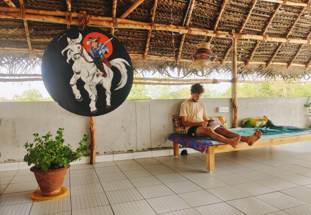 Woodpacker Hostel Auroville Pondicherry Εξωτερικό φωτογραφία