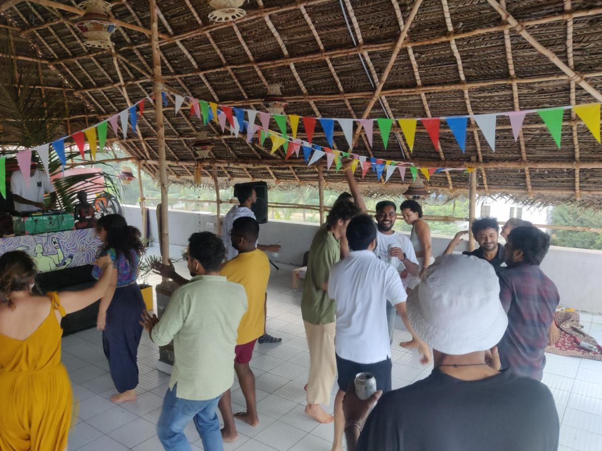 Woodpacker Hostel Auroville Pondicherry Εξωτερικό φωτογραφία